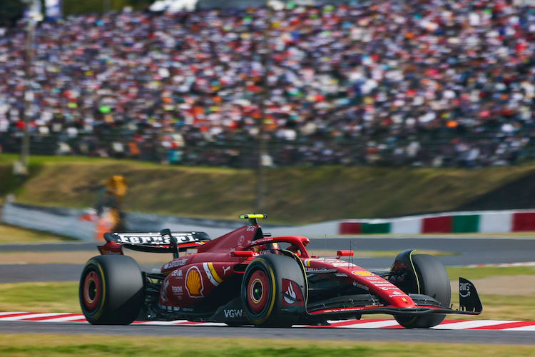 Carlos Sainz in Japan