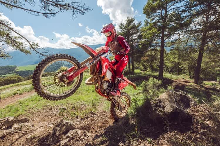 GASGAS EC125: Für Nachwuchsfahrer und Freunde des hellen Zweitakt-Gesangs