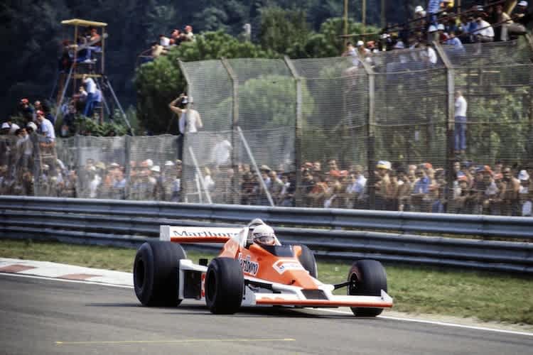 Wer ist das? Wo und wann ist das Foto aufgenommen worden?