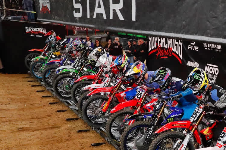 Das Paris Supercross wird wieder über das Portal MXGP-tv.com per Livestream übertragen