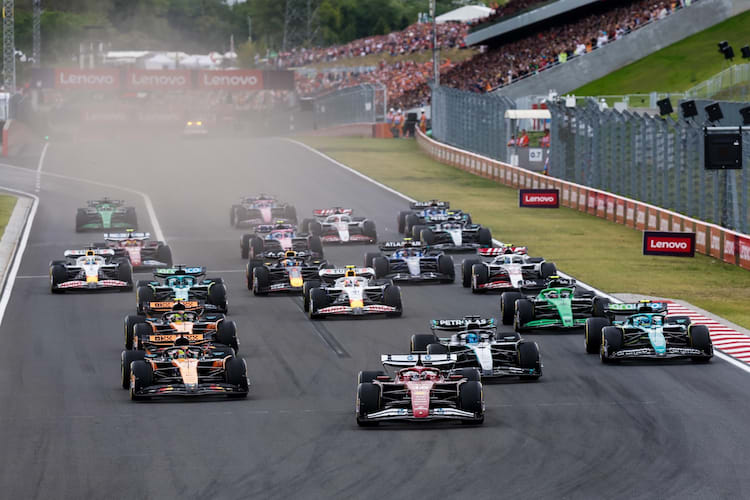 Kurz nach dem Start zum Ungarn-GP