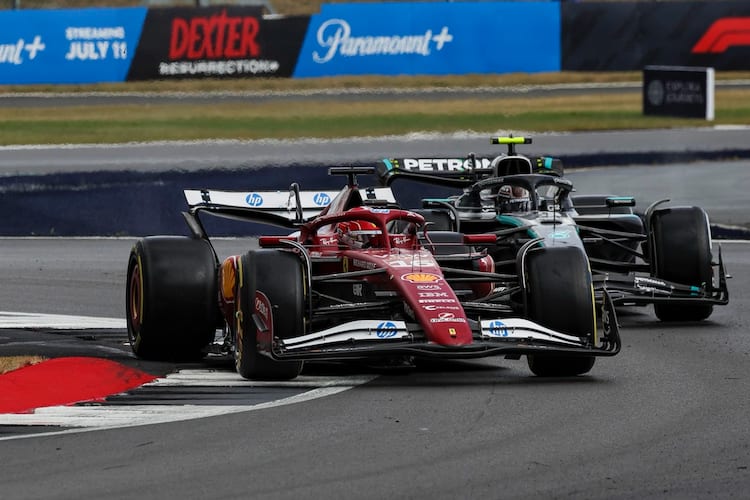 Charles Leclerc in Fiorano mit dem neuen Ferrari SF-25