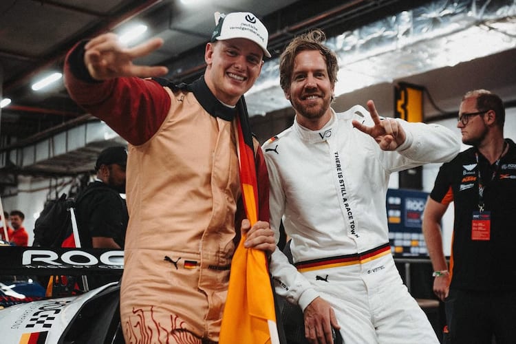Mick Schumacher und Sebastian Vettel beim Race of Champions
