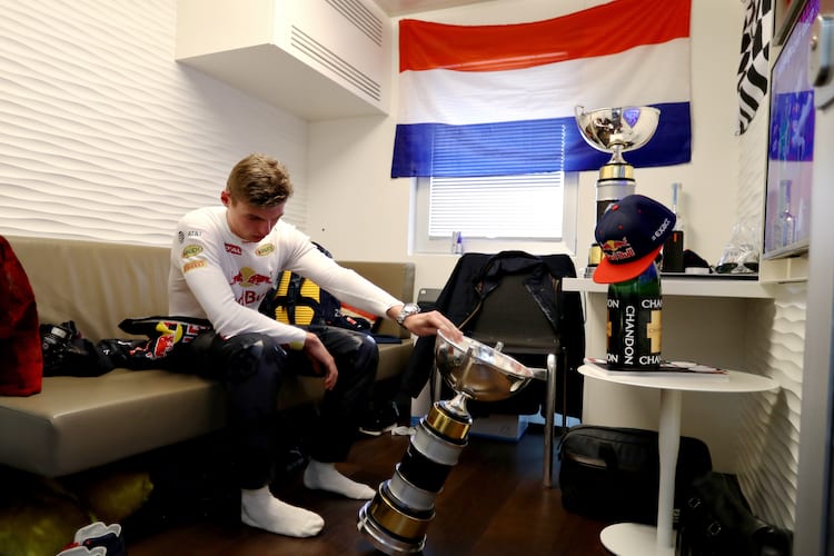 Ein ruhiger Moment nach dem ersten GP-Sieg 2016