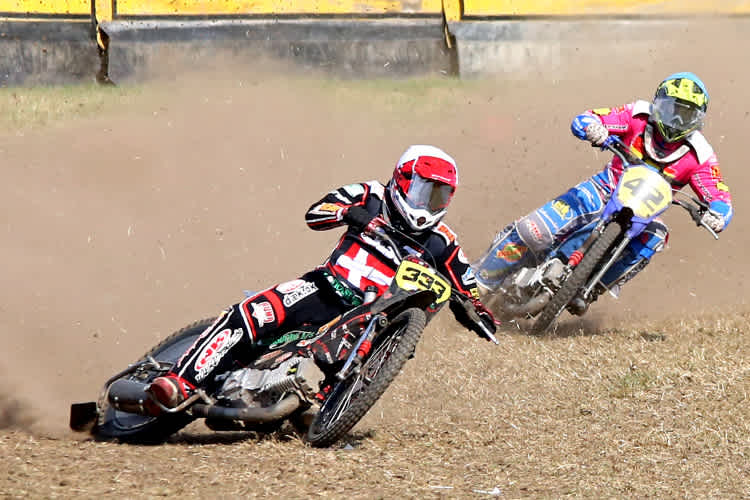 Kenneth Kruse Hansen (333) vor Stephan Katt