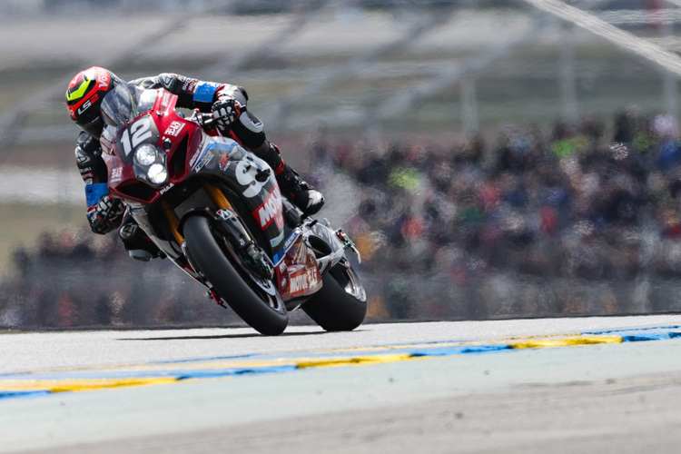 Suzuki führt in Le Mans das Rennen an