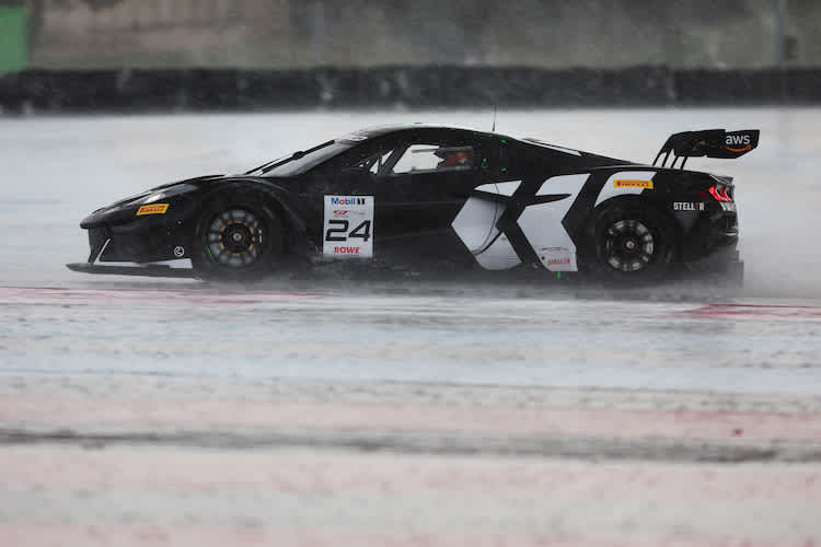 Selbst starker Regen hielt die Corvette beim Test nicht auf