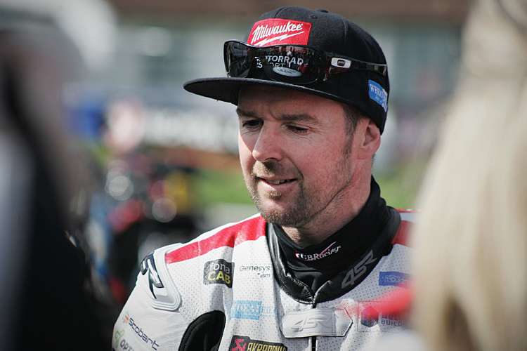 Trotz seiner Erfolge findet Alastair Seeley kein Spitzenteam, das ihn unter Vertrag nehmen will