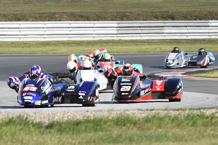 Zumindest einen provisorischen Terminkalender gibt es nun für die Seitenwagen-WM