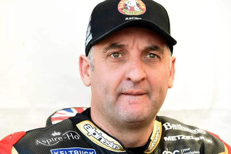 Michael Rutter freut sich, dass seiner Familie die Ehre einer eigen Kurve bei der TT zuteilwird