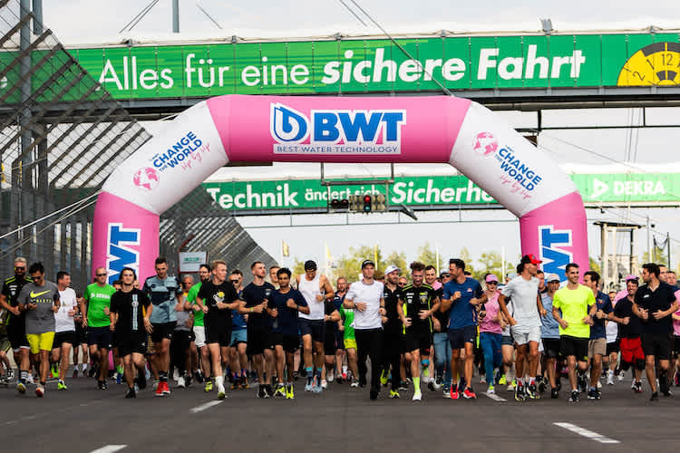 Viele Teilnehmer nahmen am BWT World Water Run teil