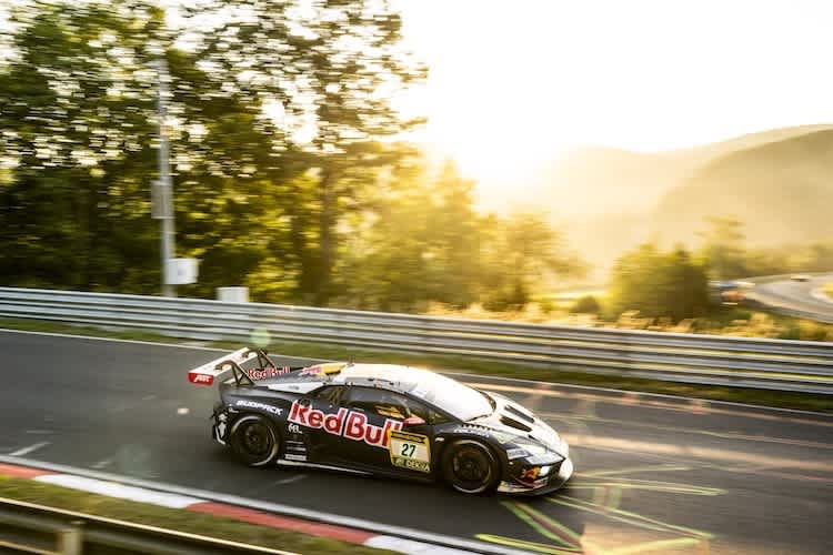 Mirko Bortolotti im Red Bull Lamborghini Huracán GT3 von ABT Sportsline beim 24h-Rennen auf dem Nürburgring