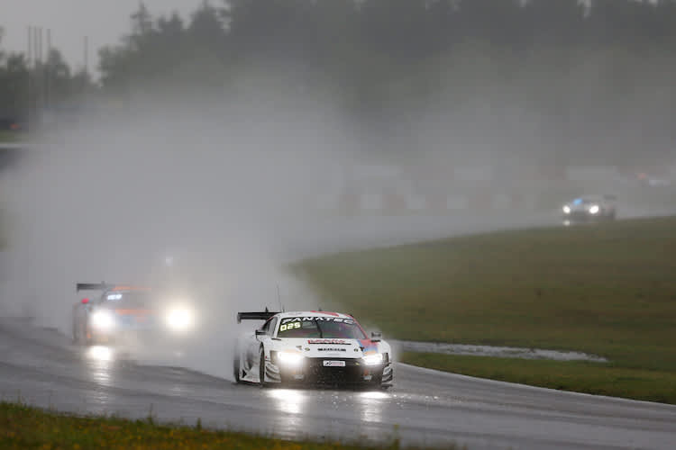 Trockenheit, Regen, Nebel - die Trainingssitzung bot alles