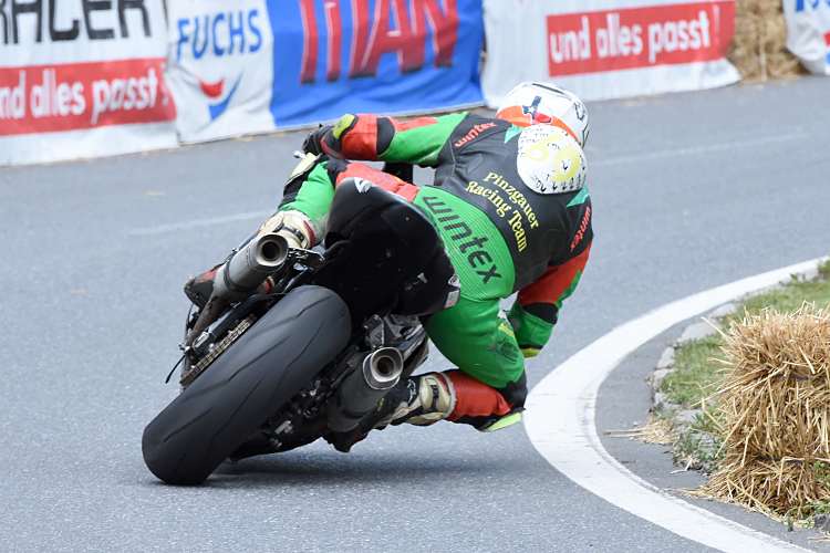 Im Vorjahr zeigte Thomas Altenhuber alle den Auspuff