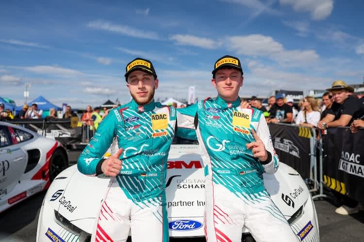 Sieg und Tabellenführung für Salman Owega und Finn Wiebelhaus