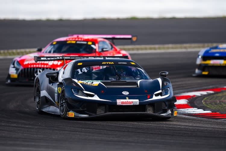 Sieg und Tabellenführung für Aitken