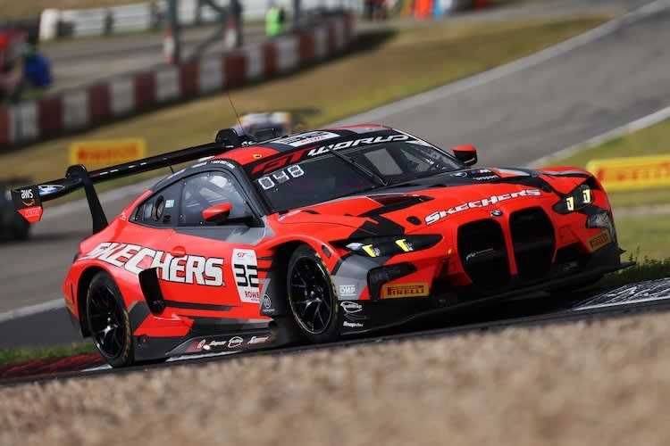 BMW auf der Pole auf dem Nürburgring