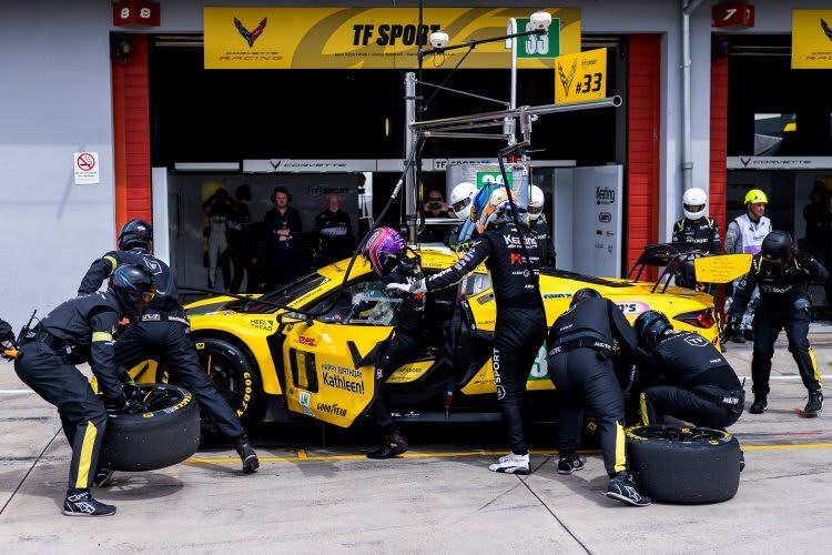 Boxenstopp bei der Corvette Z06 LMGT3.R