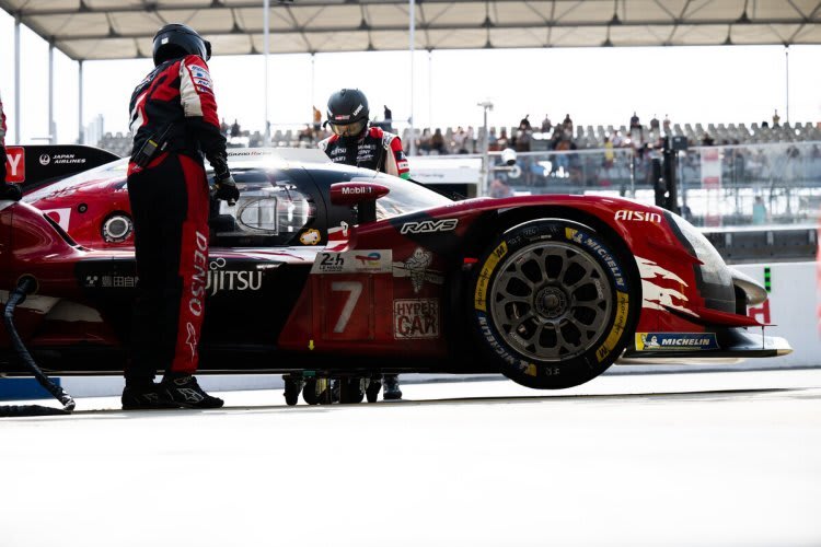 Der Toyota GR010 Hybrid 2025 in Le Mans