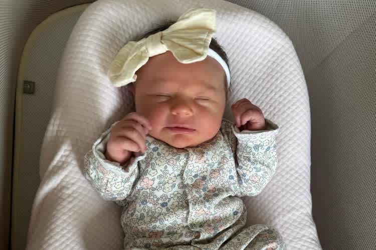 Baby Binder: Tochter Navy kam bereits am 17. April zur Welt