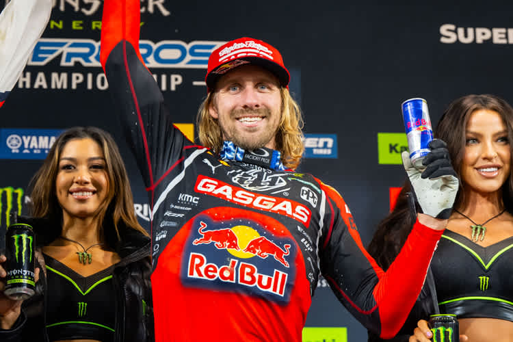 Justin Barcia stand in San Diego auf dem Podium