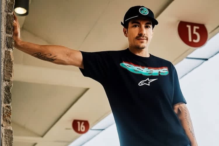 Noch nicht im Leder: KTM-Werksfahrer Maverick Vinales