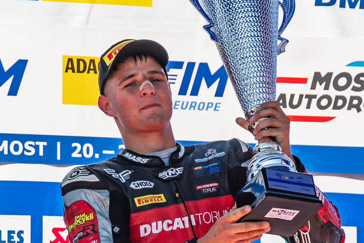 Daniel Blin auf dem IDM-Podest