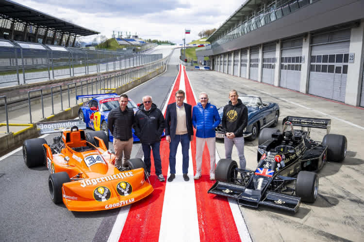 Bei diesem Anblick schlagen die Herzen von Motorsportfans höher