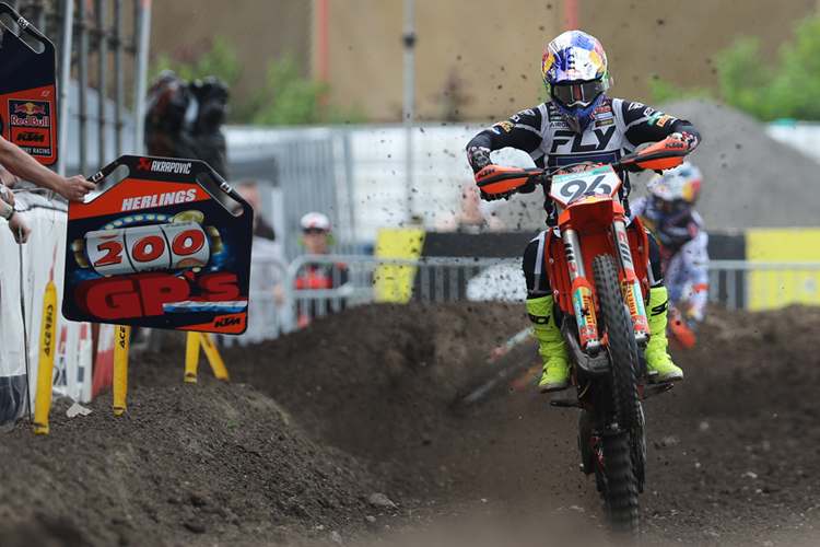 Lucas Coenen gewann den ersten Lauf