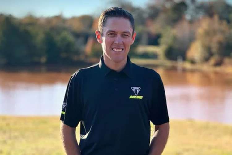 Star Racing Yamaha Teamchef Jeremy Coker wechselt zuTriumph