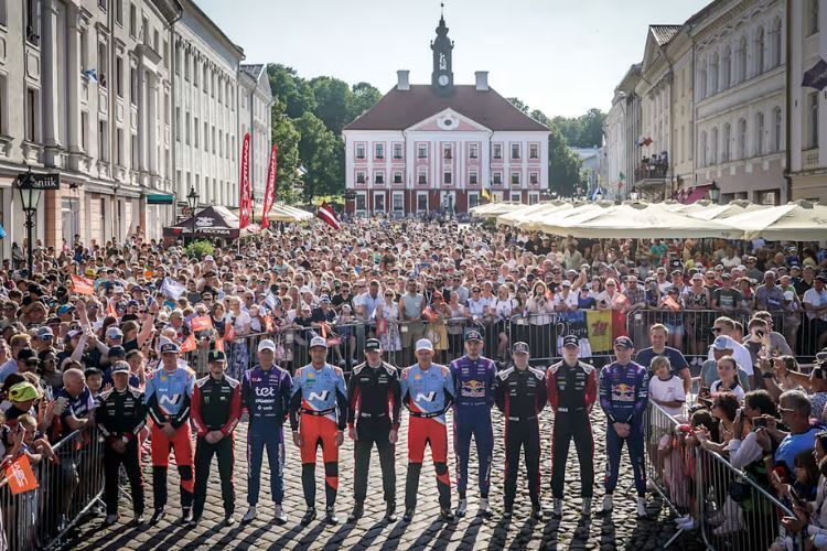 Vor dem Start zum achten Rallye WM-Lauf in Estland: Motivierte Fahrer und enthusiastische Zuschauer en masse