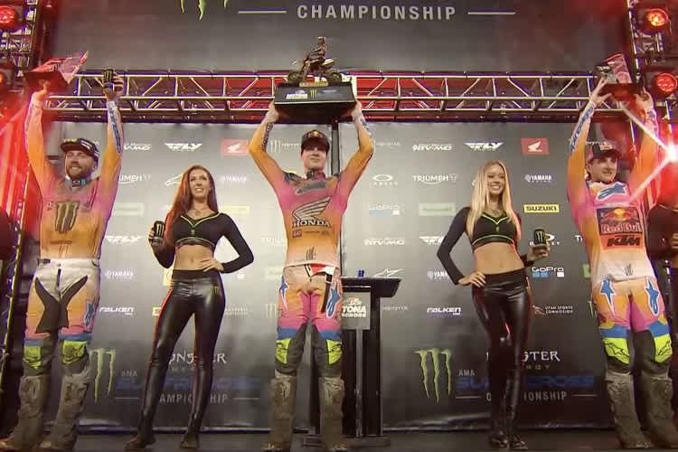 Jett Lawrence gewann in Daytona vor Eli Tomac und Chase Sexton