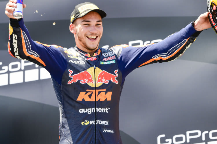 Deniz Öncü feierte seinen ersten Moto2-Sieg