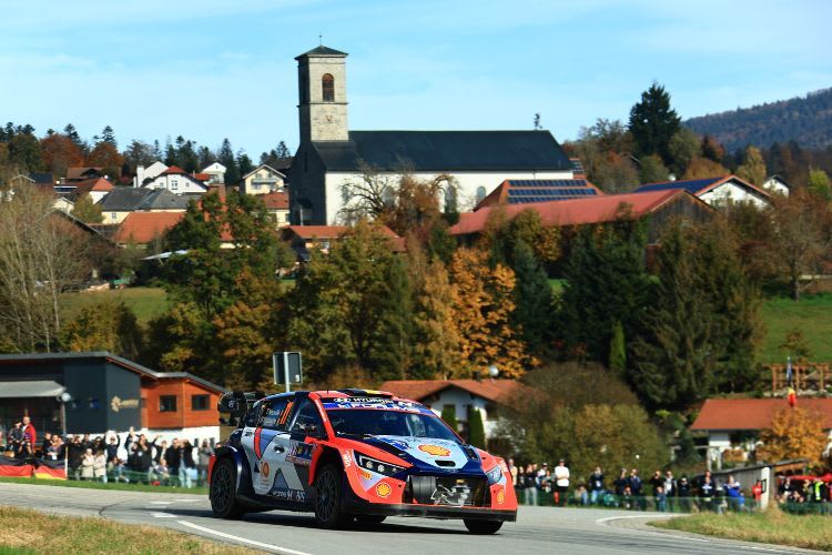 Weltmeister Thierry Neuville bei der CER 2024 mit wichtigen Punkten für den WM-Titel
