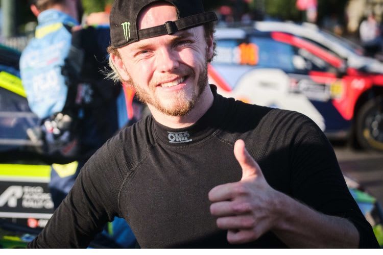 Daumen hoch: Oliver Solberg`s Start bei der Estland-Rallye in der Topklasse bestätigt