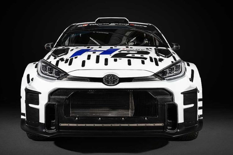 Toyota präsentiert wegweisenden Wasserstoff-Rally2-Wagen bei der Rallye-Finnland