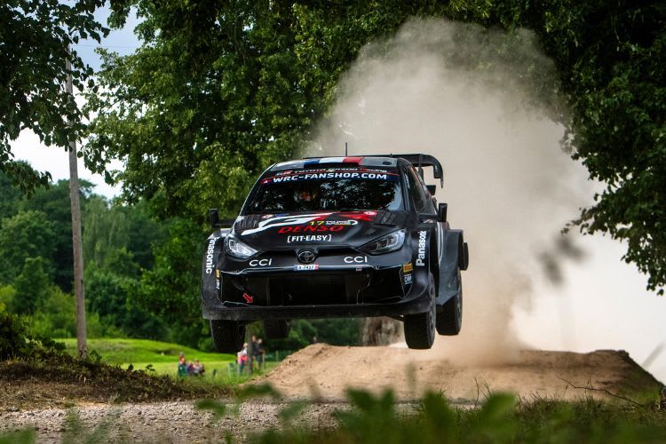 Sebastien Ogier katapultiertre sich auf Platz zwei vor