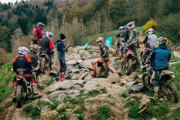 Motorex Dirt Mania 2024: Endurotraining mit den besten Fahrern der Szene