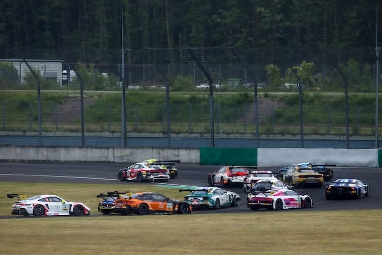 Das ADAC GT Masters startet durch