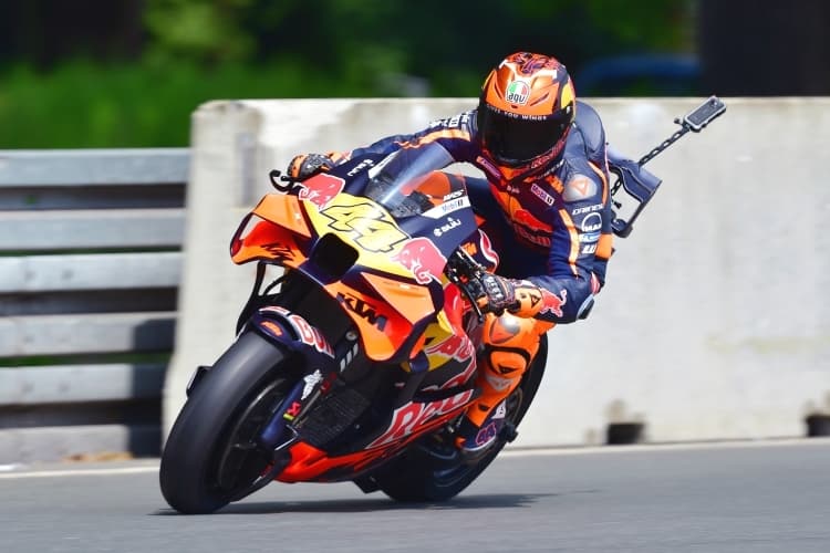 Pol Espargaro auf der KTM RC16