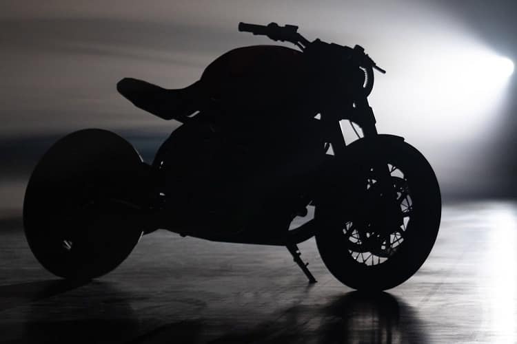 Absichtlich im Gegenlicht: Neue BMW mit dem 1800er Boxer