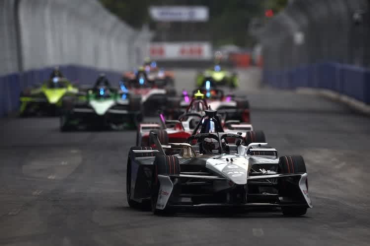 Jaguar-Star Mitch Evans stellte die Test-Bestzeit auf