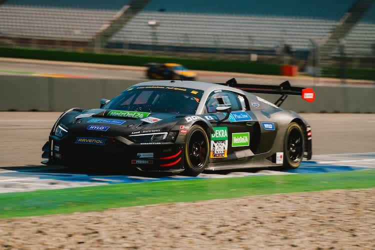 Carrie Schreiner beim Test in Hockenheim