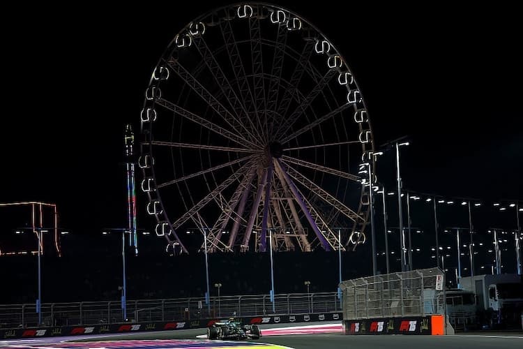 Fernando Alonso im Training vor dem GP von Saudi-Arabien