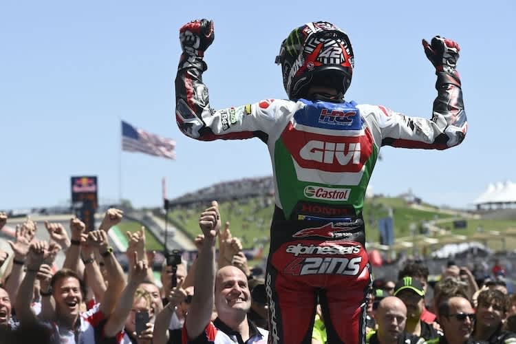 2023: Alex Rins jubelt über den Sieg auf der LCR-Honda