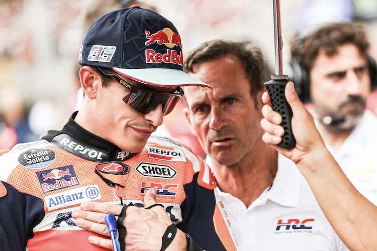 Marc Marquez mit Alberto Puig