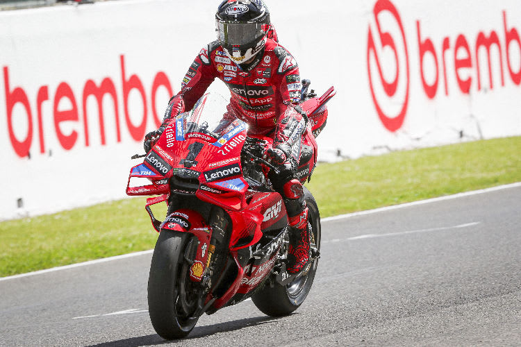 Pecco Bagnaia fuhr im Mugello-Sprint als Erster über die Ziellinie