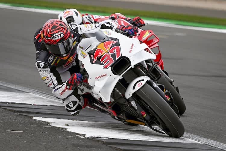 GASGAS-Retro: Auch Fernandez war in Silverstone in ungewohntem Design am Gas