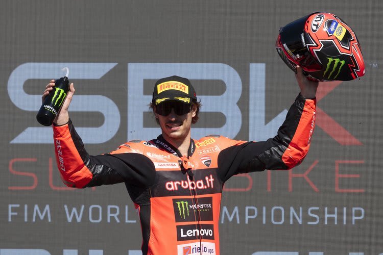 Ducati-Aushängeschild Nicolo Bulega holte sich in Assen den Sieg im ersten Lauf