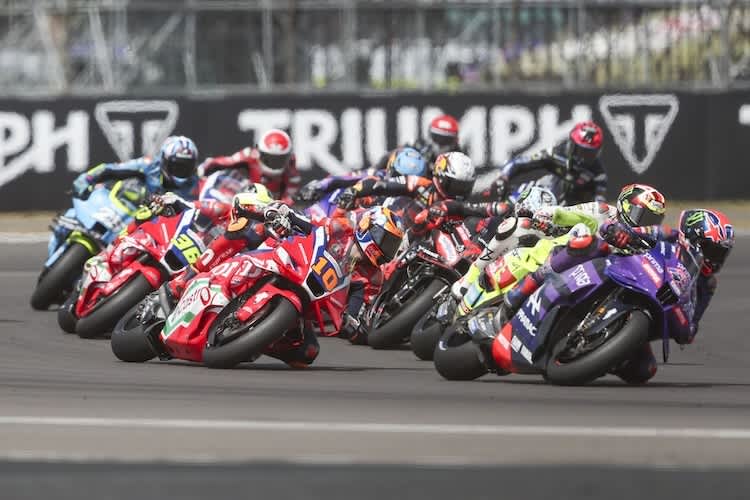 Unter anderem Luca Marini (Startnummer 10) bekam nachträglich eine Strafe aufgebrummt